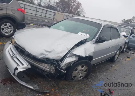 2001 Honda Accord 3.0 Ex z USA, uszkodzony, nr VIN 1HGCG16511A019218